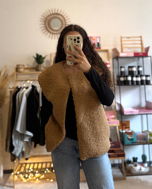 Gilet moumoute camel